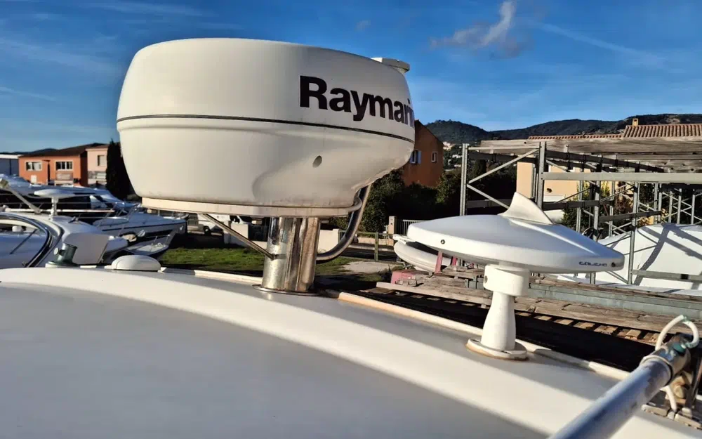 slider 13 Jeanneau Prestige 34Hard Top