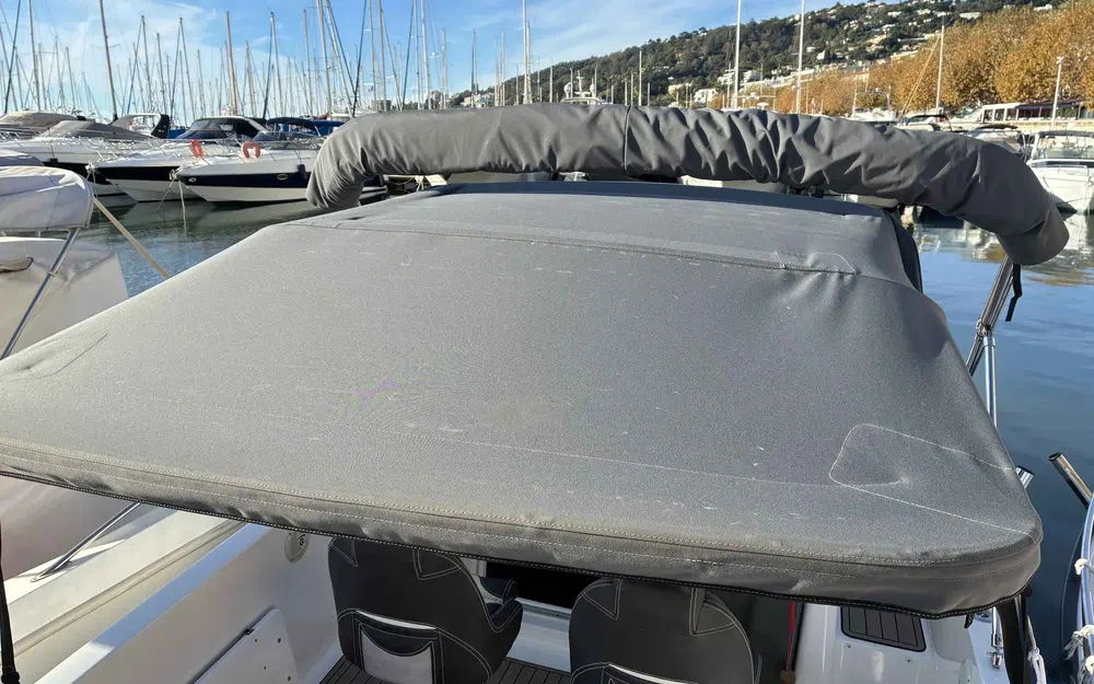 slider 11 B2 Marine Cap Ferret 702