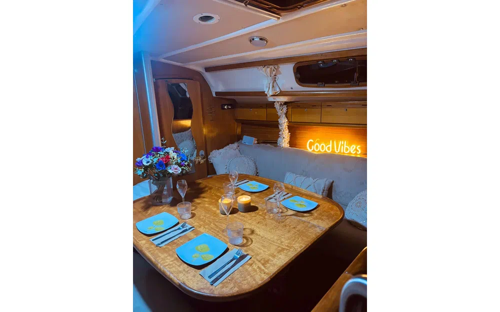 slider 8 Bavaria  30 Cruiser