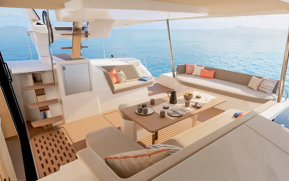 slider 11 Fountaine Pajot FP 48