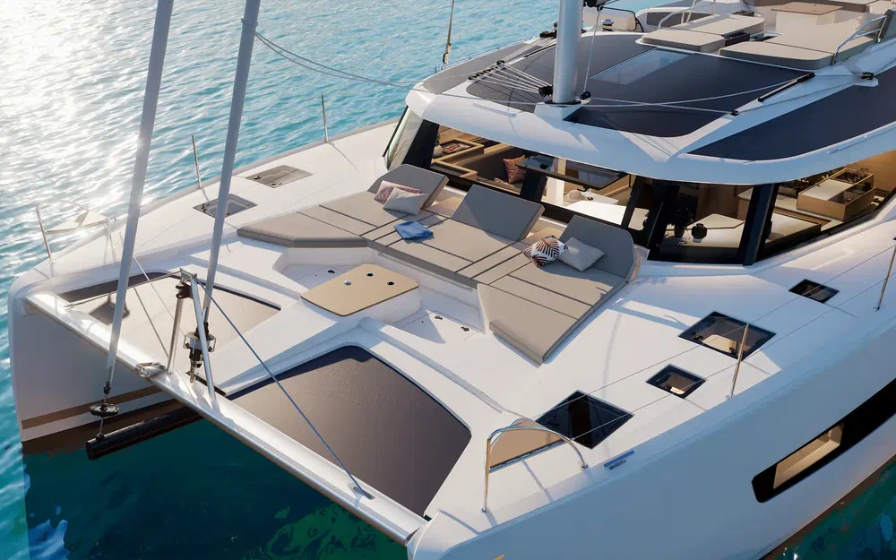 slider 3 Fountaine Pajot FP 48
