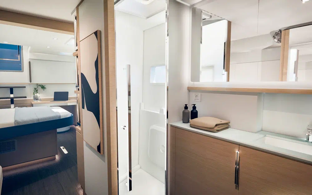 slider 38 Fountaine Pajot FP 55