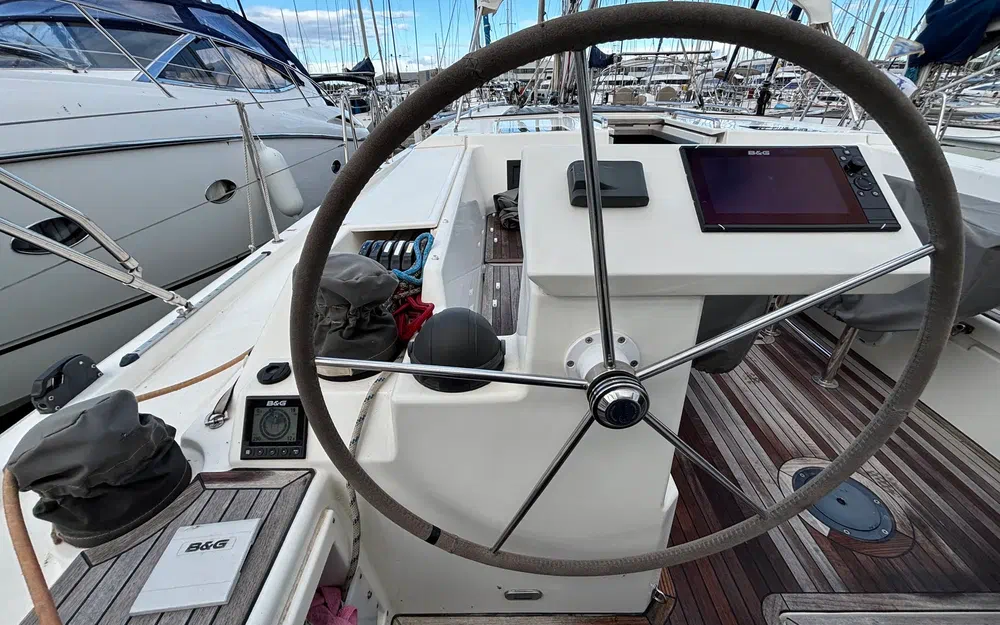 slider 19 Bavaria C 45