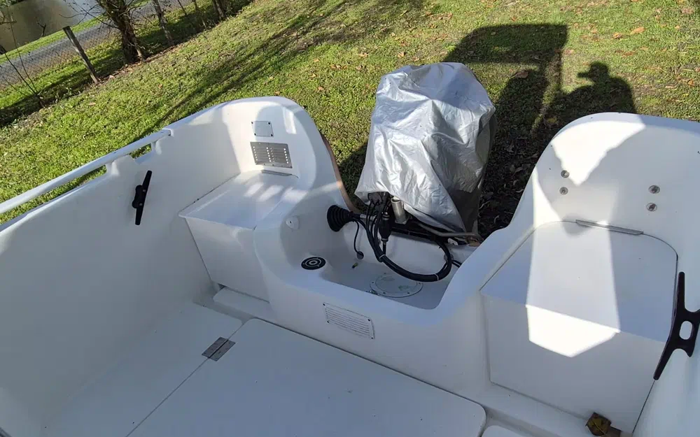 slider 16 Beneteau Antares 500 Calanque