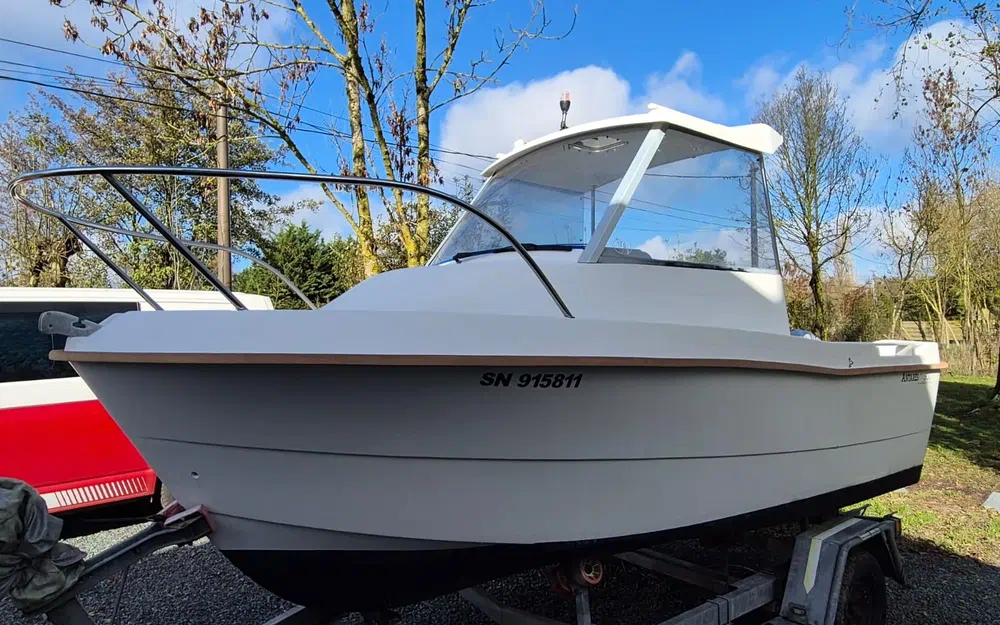 slider 21 Beneteau Antares 500 Calanque