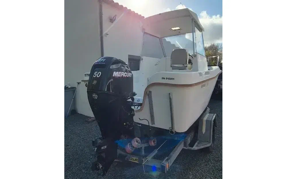 slider 1 Beneteau Antares 500 Calanque