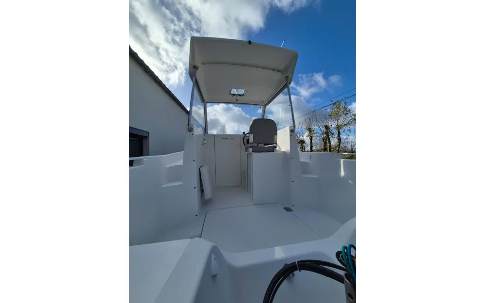 slider 30 Beneteau Antares 500 Calanque