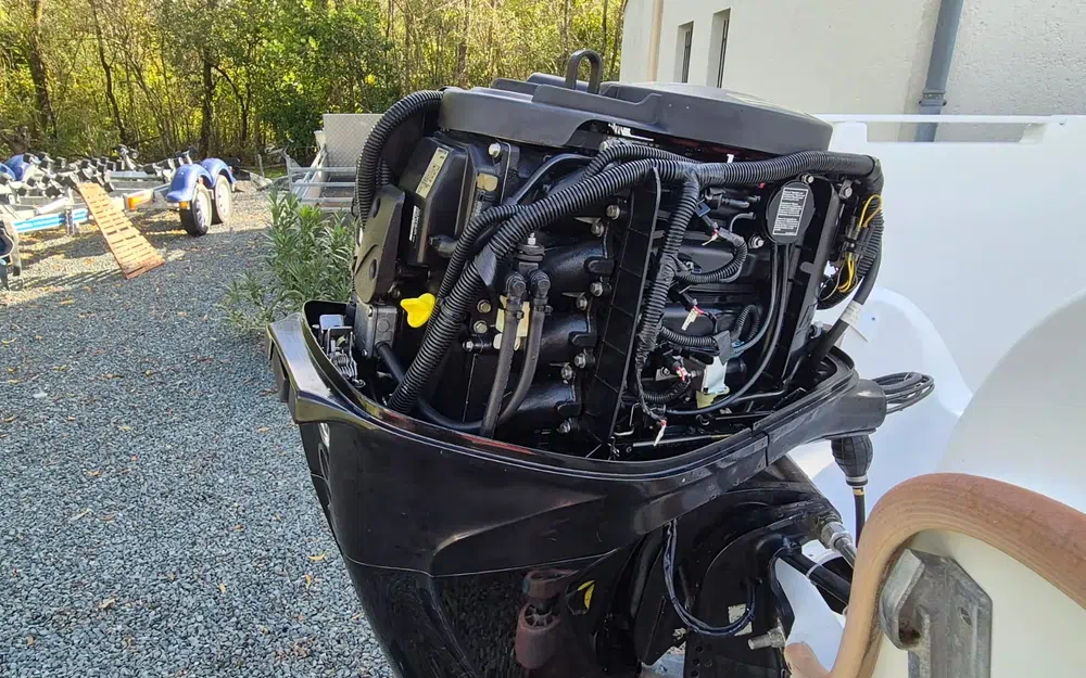 slider 31 Beneteau Antares 500 Calanque