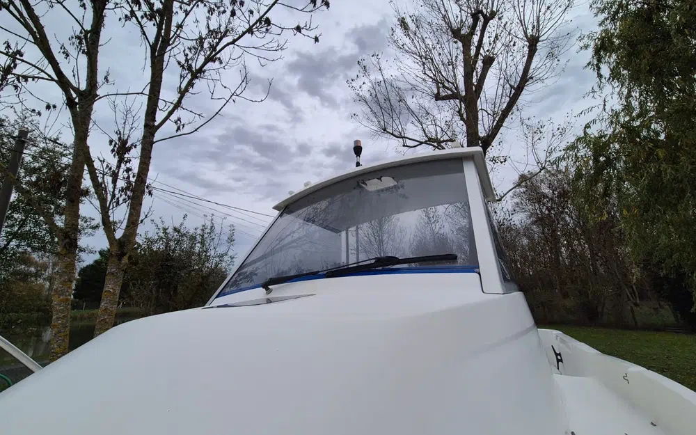 slider 5 Beneteau Antares 500 Calanque