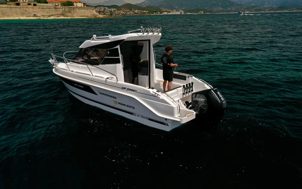 slider 1 B2 Marine 228 TOURING 