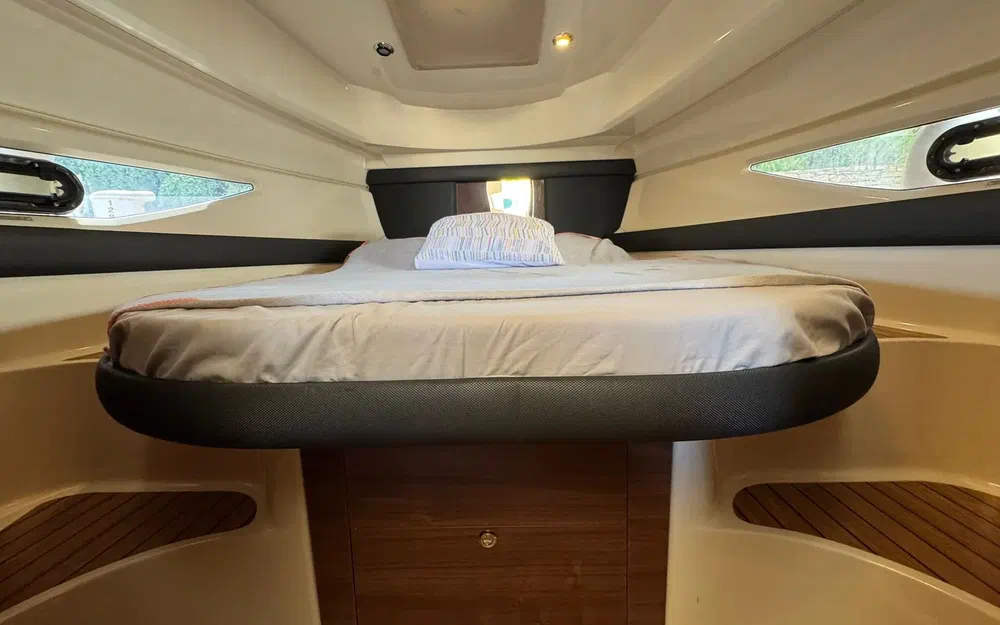 slider 9 Quicksilver Activ 855 Weekend