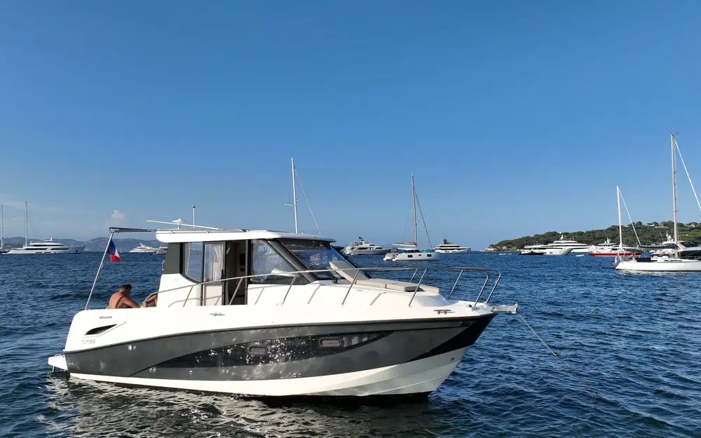 slider 1 Quicksilver Activ 855 Weekend