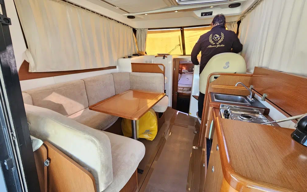 slider 13 Beneteau Antares 30 S