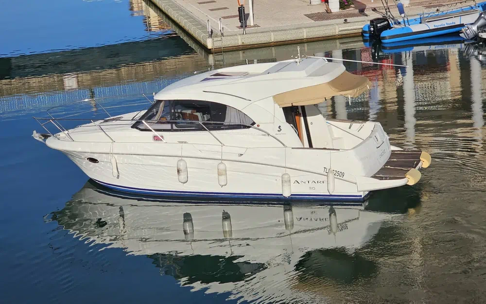 slider 32 Beneteau Antares 30 S