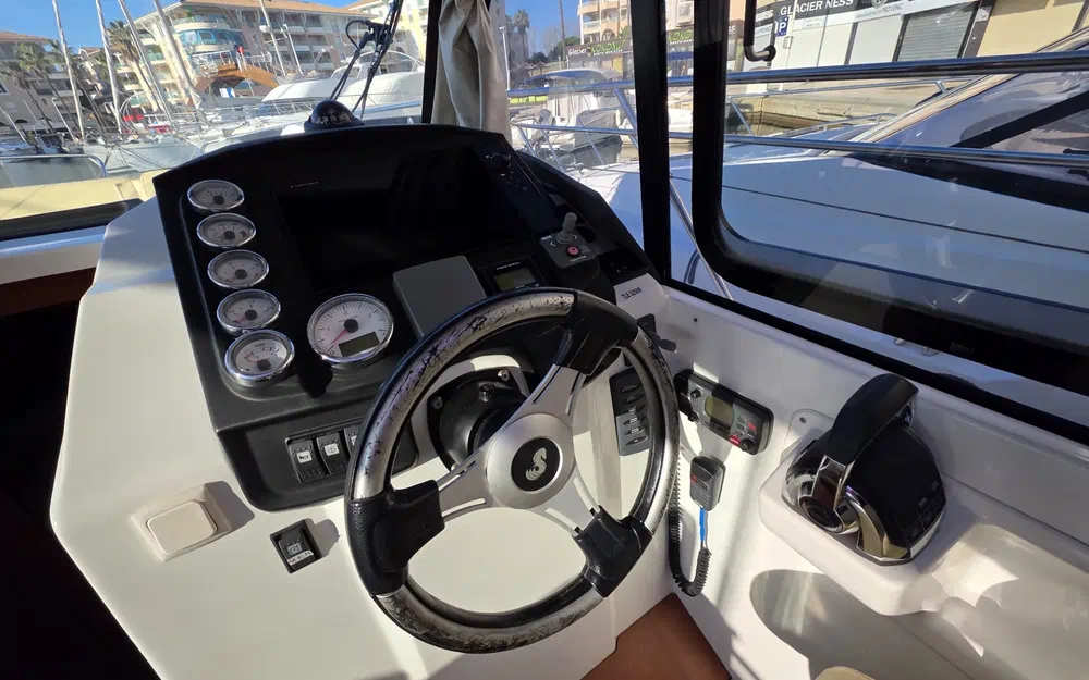 slider 22 Beneteau Antares 30 S