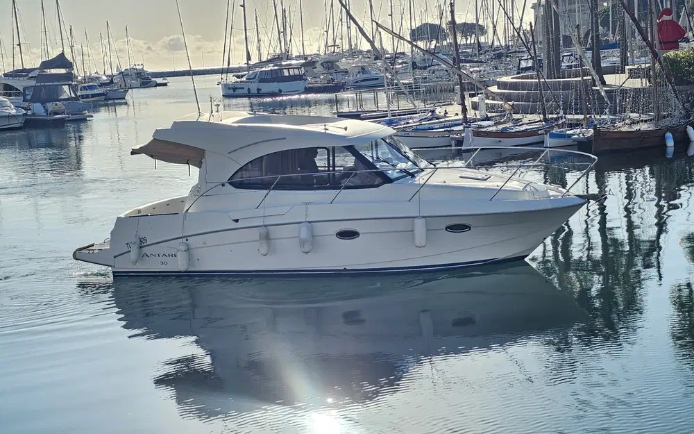slider 0 Beneteau Antares 30 S