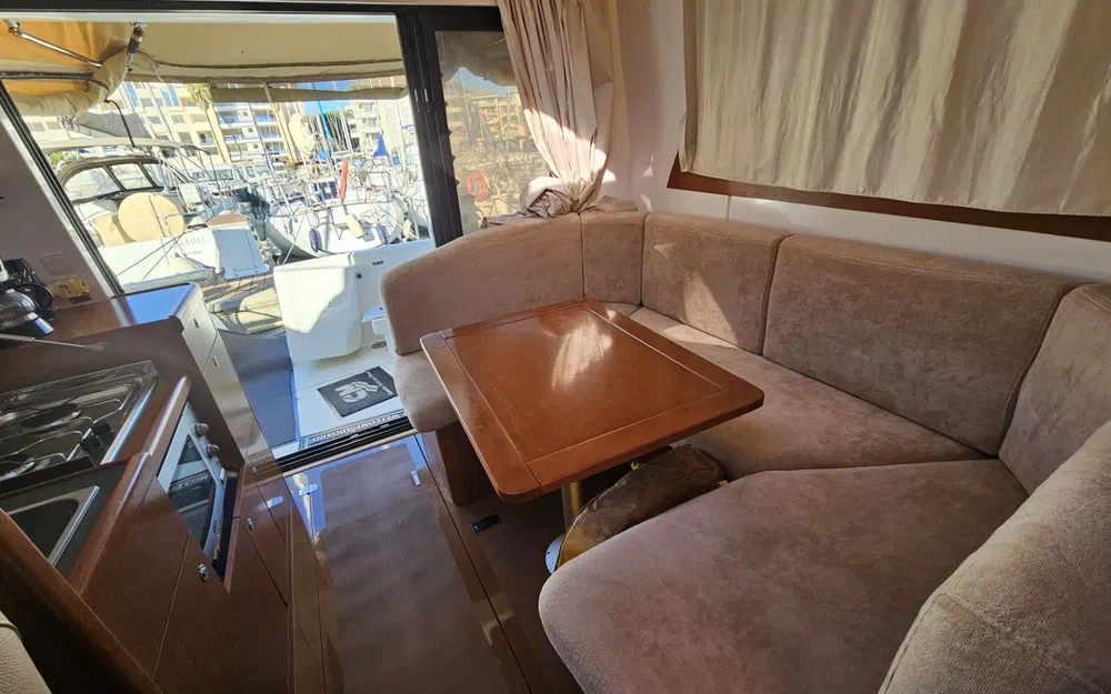 slider 3 Beneteau Antares 30 S