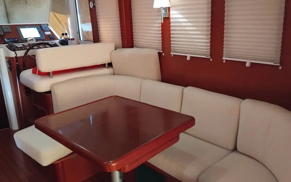 slider 8 Beneteau Swift Trawler 42