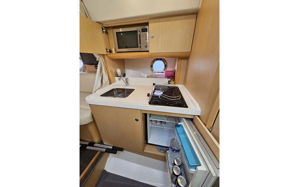 slider 13 Beneteau Flyer Gran Turismo 34