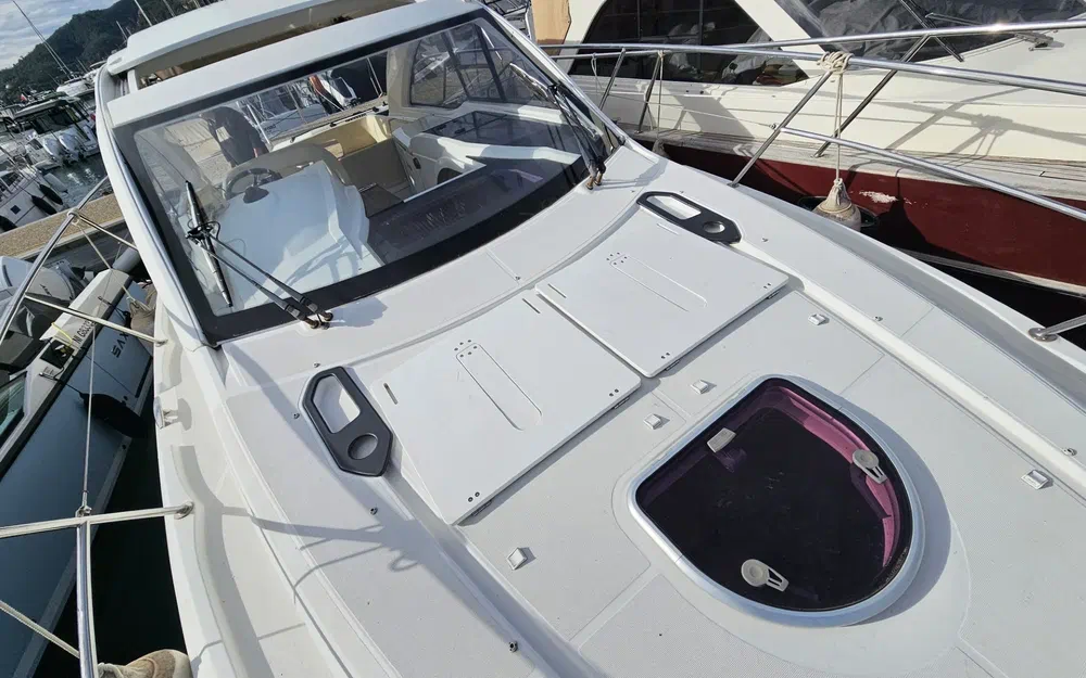 slider 28 Beneteau Flyer Gran Turismo 34