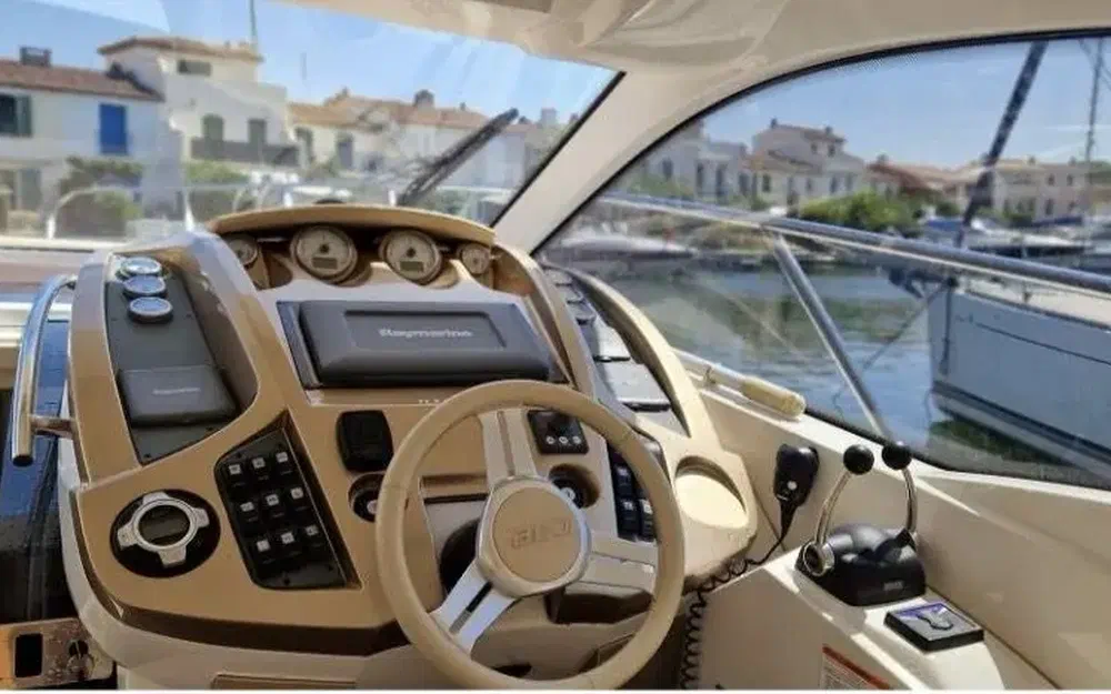 slider 4 Sessa Marine C38