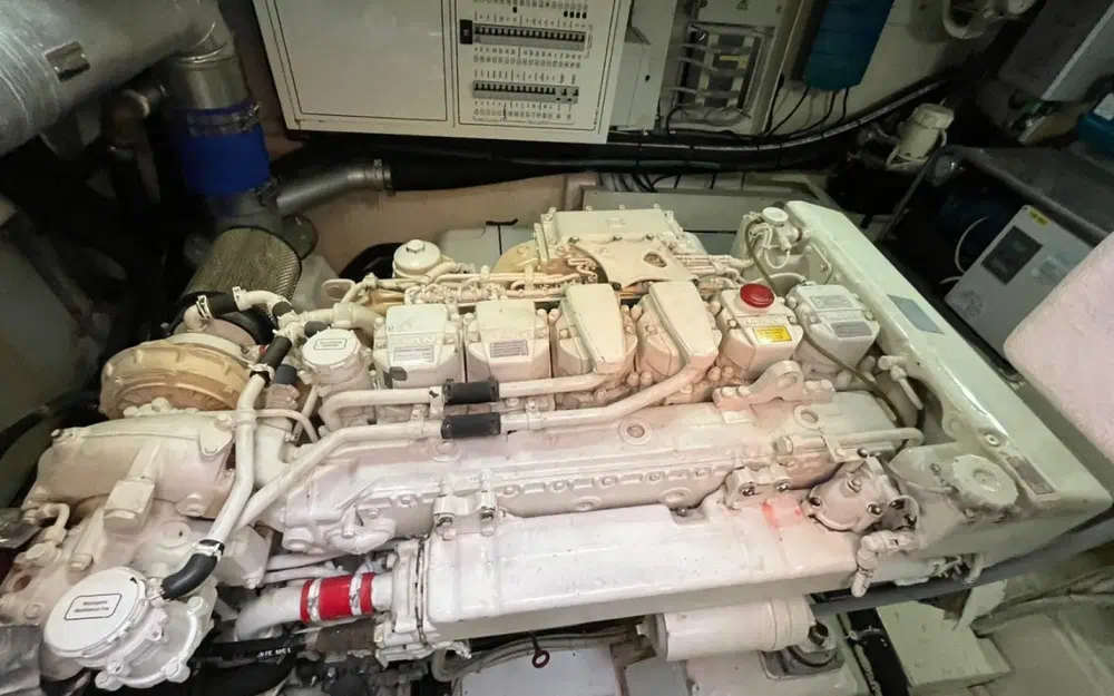 slider 34 Queens Yachts  54