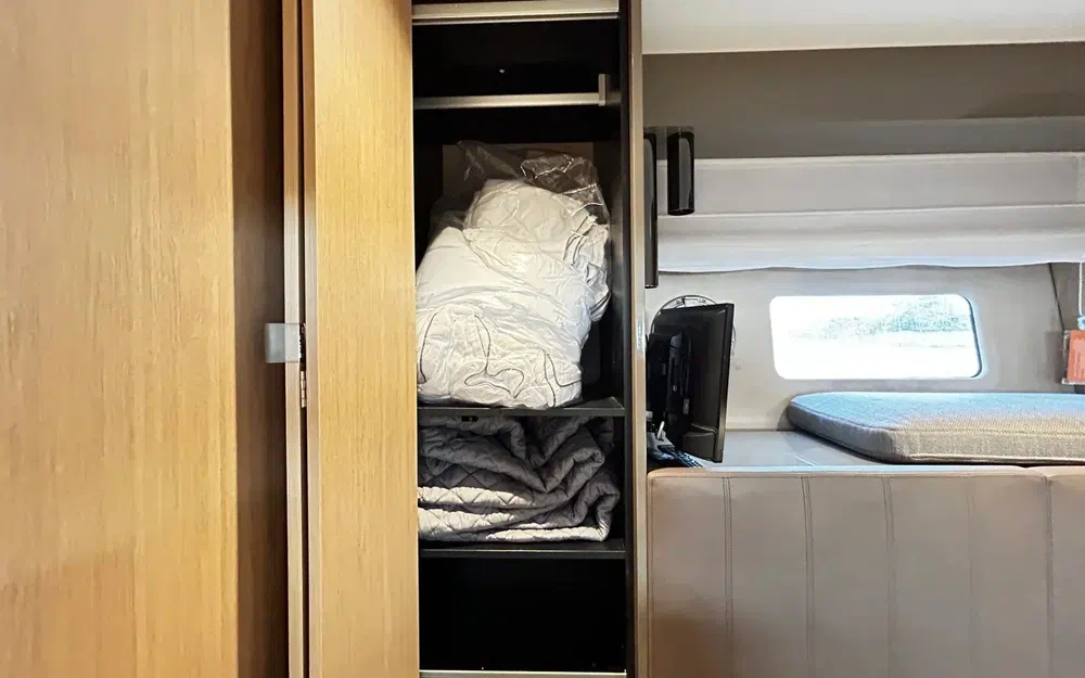 slider 36 Cranchi T 36 Crossover