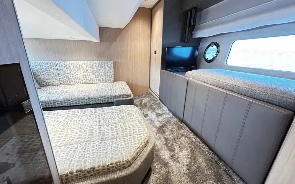 slider 41 Cranchi T 36 Crossover