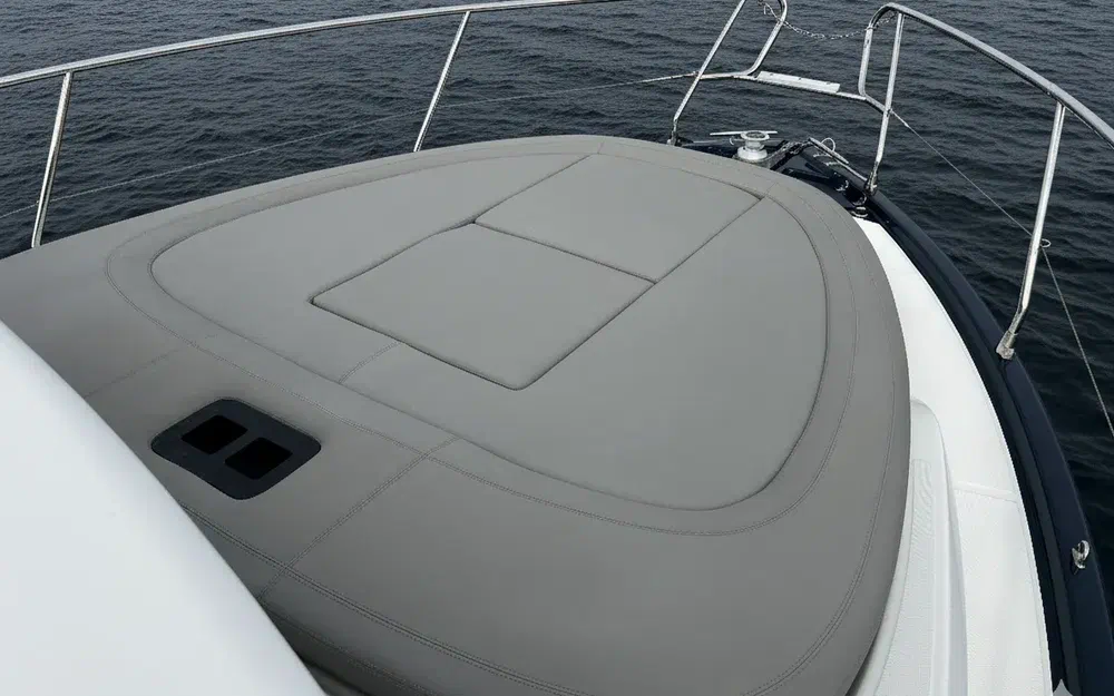 slider 11 Cranchi T 36 Crossover