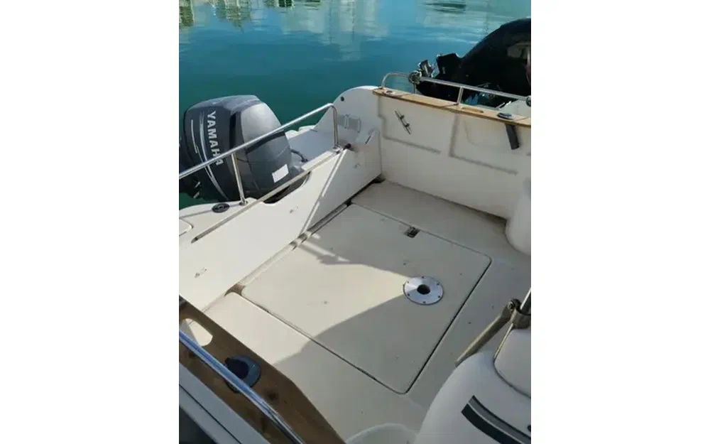 slider 3 Jeanneau Merry Fisher 625