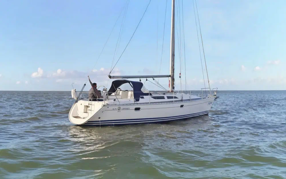 slider 0 Jeanneau Sun Odyssey 37.1