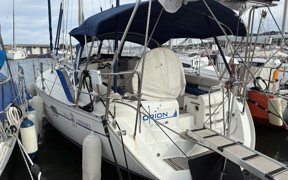 slider 3 Jeanneau Sun Odyssey 37.1