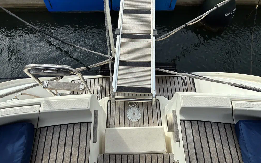 slider 4 Jeanneau Sun Odyssey 37.1