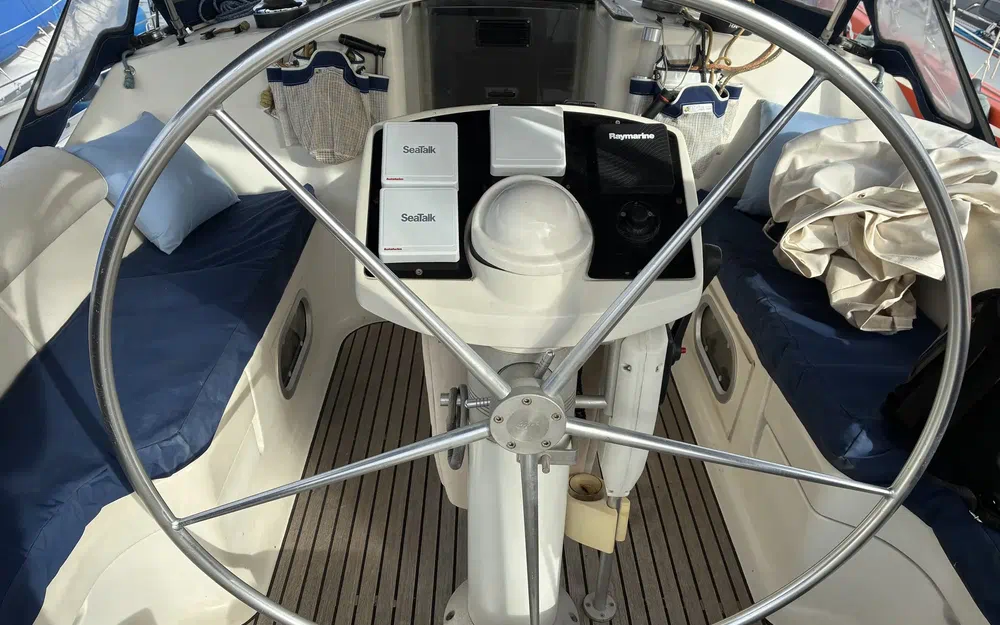 slider 7 Jeanneau Sun Odyssey 37.1