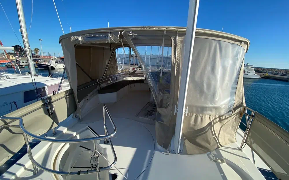 slider 11 Fountaine Pajot Cumberland 44