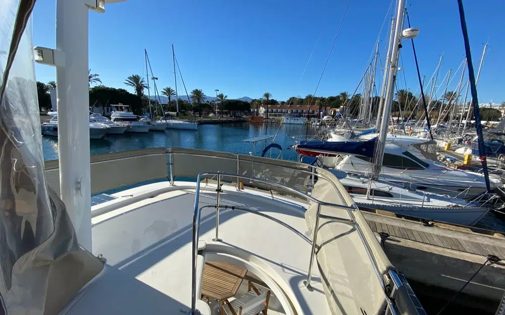 slider 16 Fountaine Pajot Cumberland 44