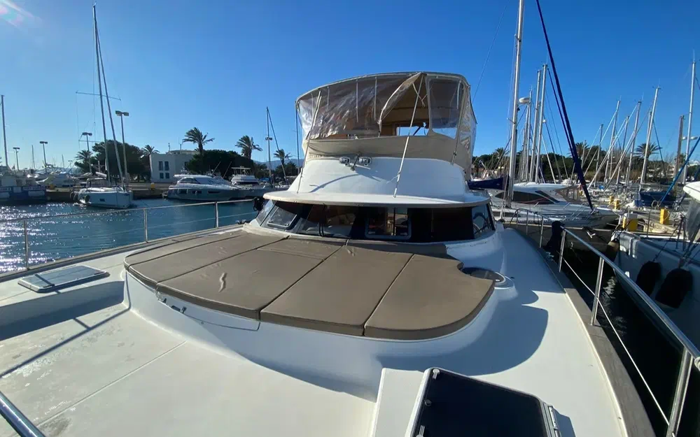 slider 20 Fountaine Pajot Cumberland 44