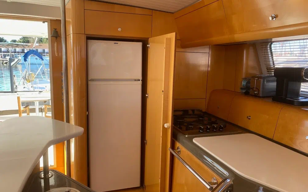 slider 28 Fountaine Pajot Cumberland 44