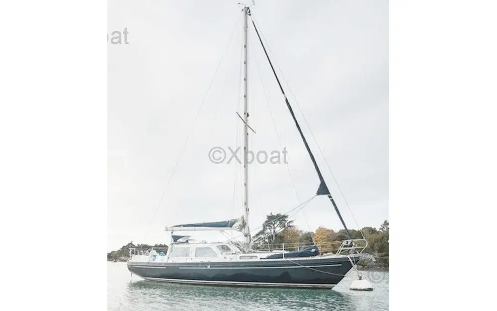 slider 0 Trident Marine Trident 35 Voyager