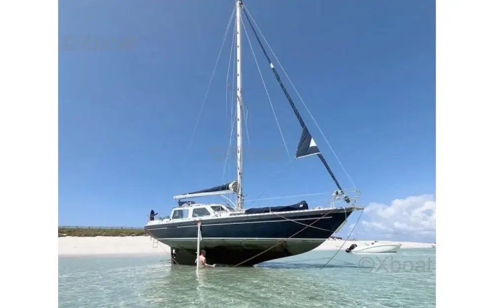 slider 2 Trident Marine Trident 35 Voyager