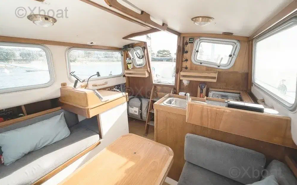 slider 7 Trident Marine Trident 35 Voyager