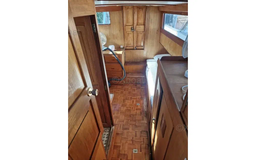 slider 5 Hiptimco Marine GT 40