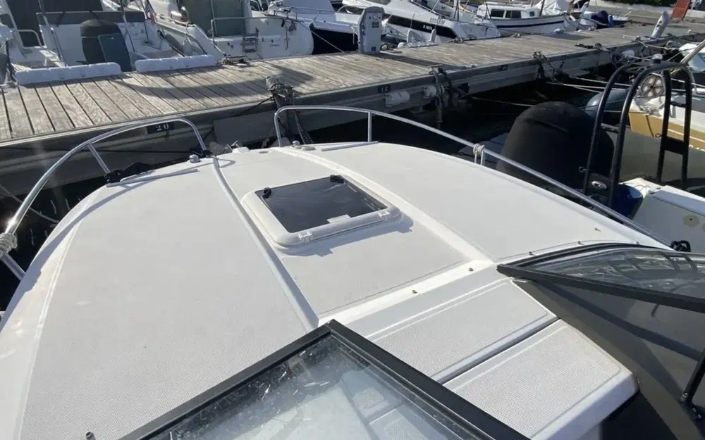 slider 2 Bayliner VR6 Cuddy