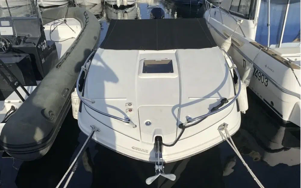 slider 3 Bayliner VR6 Cuddy