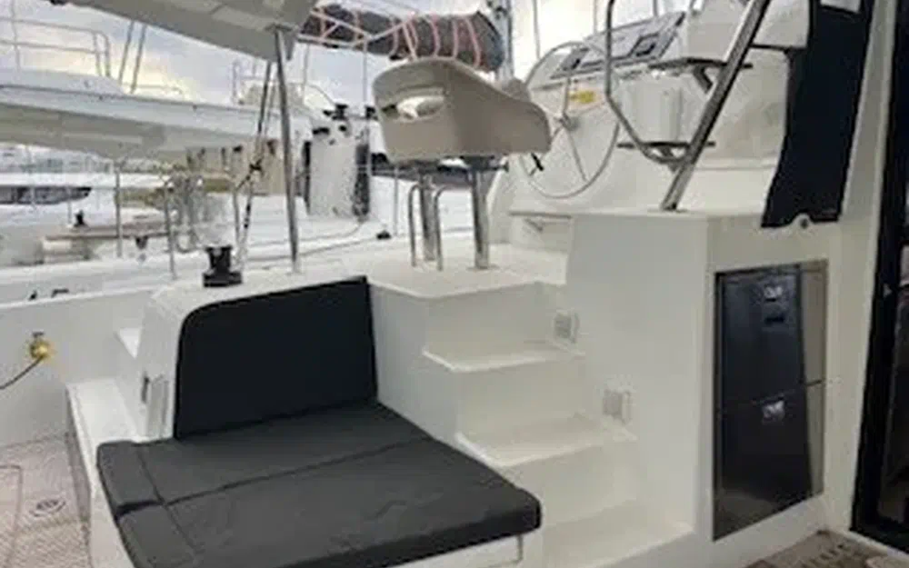 slider 14 Lagoon  42