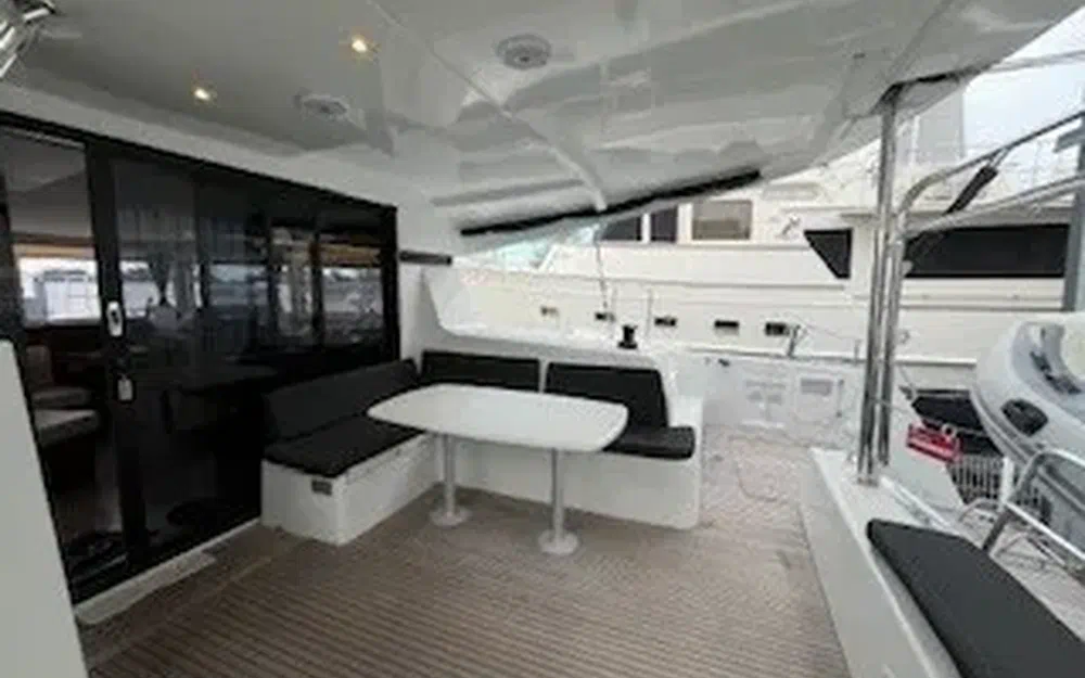 slider 17 Lagoon  42