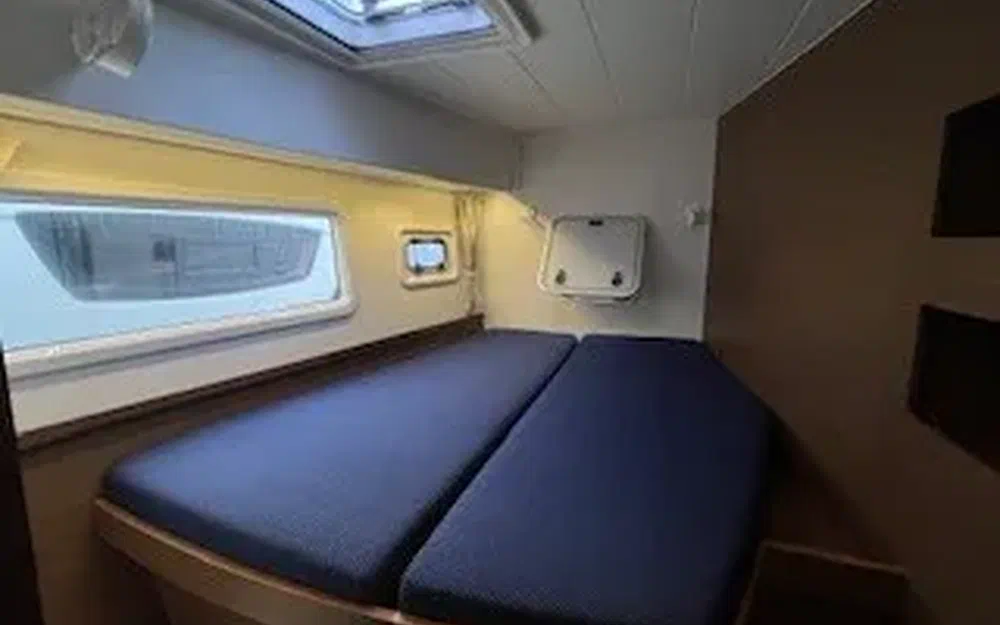 slider 36 Lagoon  42