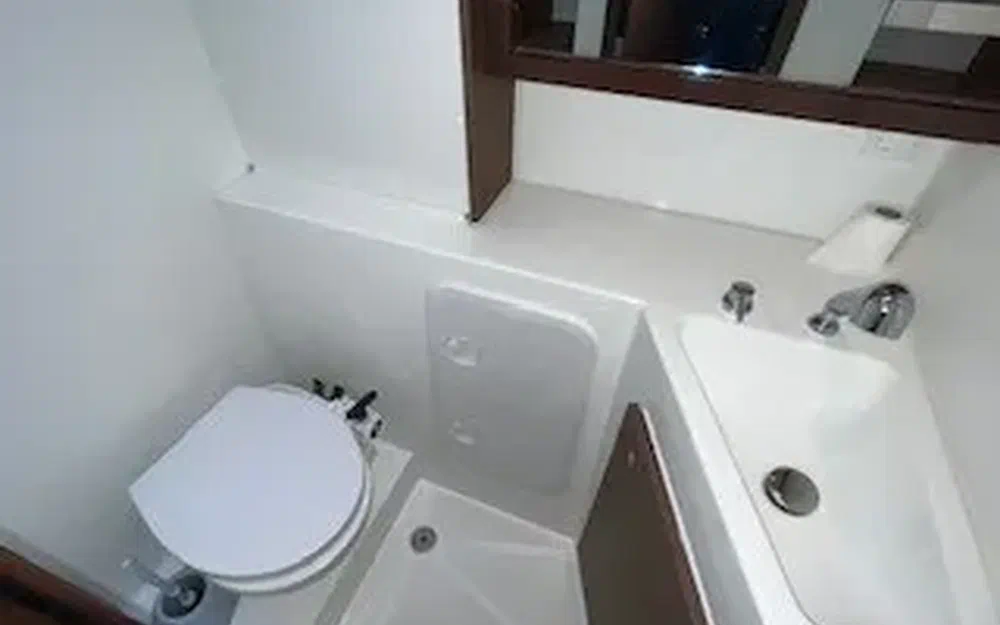 slider 37 Lagoon  42