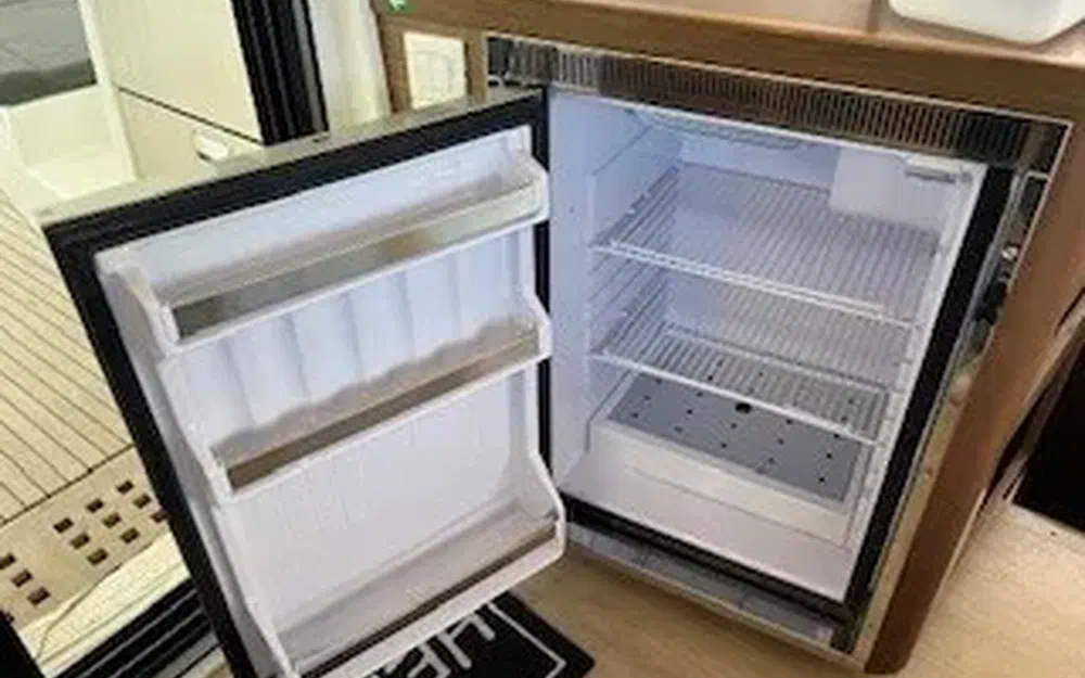 slider 19 Lagoon  42