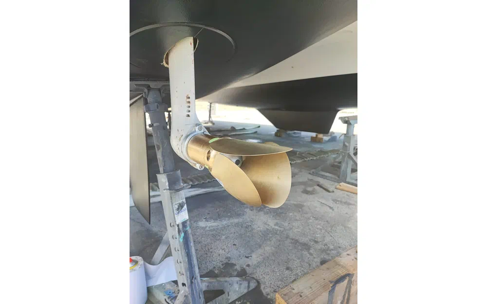 slider 42 Lagoon  42